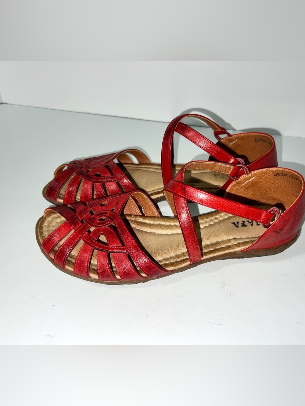 JAFA Red Leather Strappy Caged Flat Sandals Huarache Style Women's Size 39 / 8.5 - Picture 3 of 16